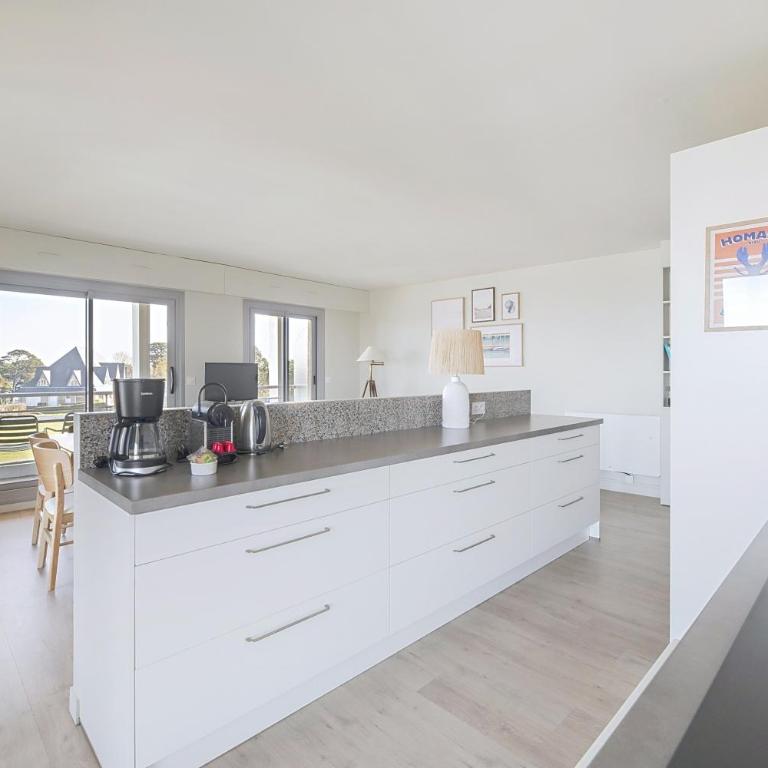 La Ronceray - Appartement 2 Chambres avec Balcon et Vue sur la Mer - 8