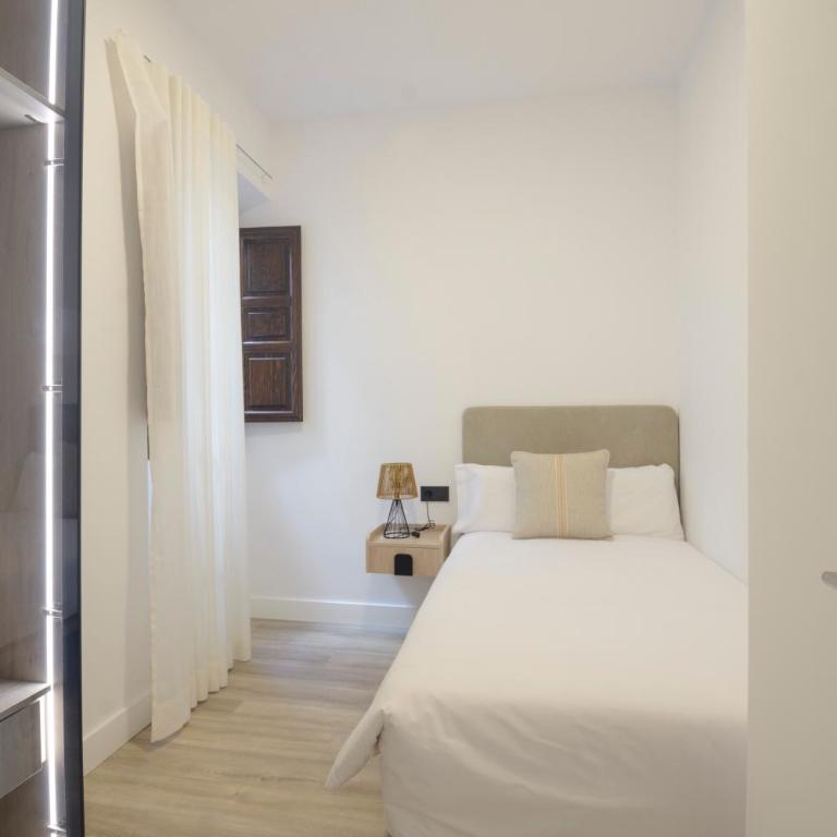 Escolástica Suites Centro - Two-Bedroom Apartment with Balcony - 6