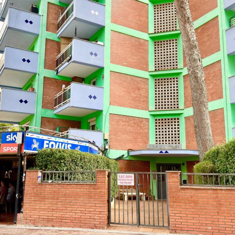 Apartsalou Oasis - One-Bedroom Standard Apartment - 20