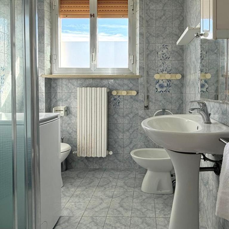 M001 - Marcelli, trilocale vista mare - Appartamento con 2 Camere da Letto - 21