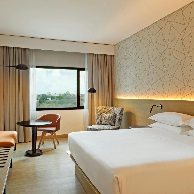 Sheraton Asuncion Hotel - Habitación Sheraton con acceso al club lounge - Cama extragrande - 1