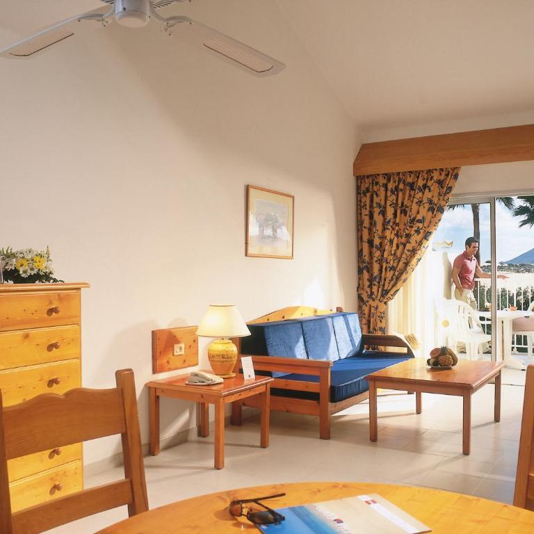 Hotel Riu Oliva Beach Resort - All Inclusive - Habitación Familiar - Anexo - 1