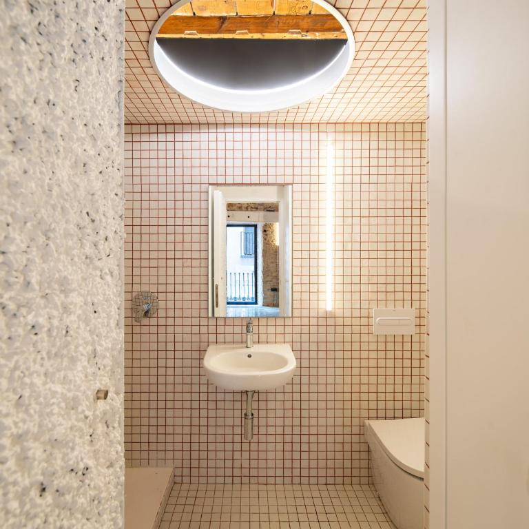- Apartamento Junto a Catedral - QH Aliatar Suites - One-Bedroom Apartment - 3