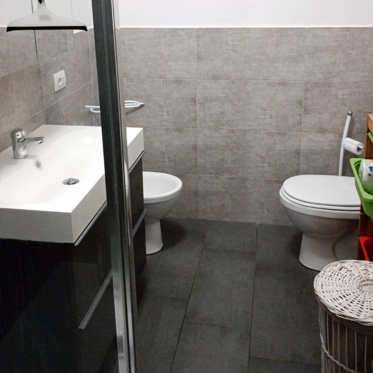 Massarenti Sant Orsola - Two-Bedroom Apartment with Balcony - 19
