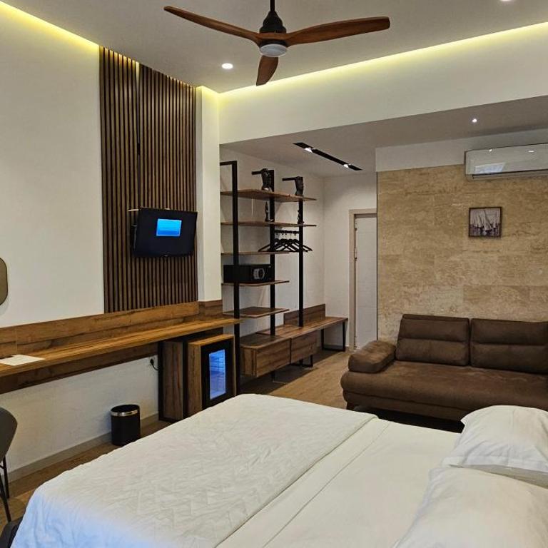 Resort Comfort - Long Beach - Deluks Studio - 4