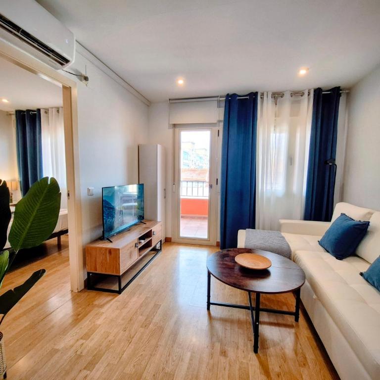 Apartamentos Alcalá - One-Bedroom Apartment with View - 1