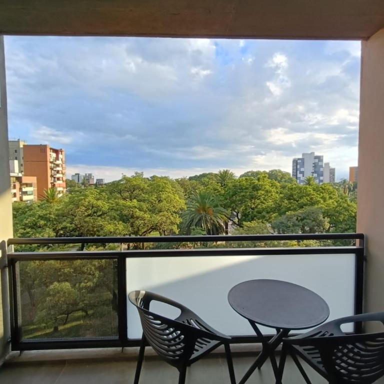 Departamento Excelente Ubicacion -Balcón con vista Plaza San Martin - Pileta- - One-Bedroom Apartment - 6