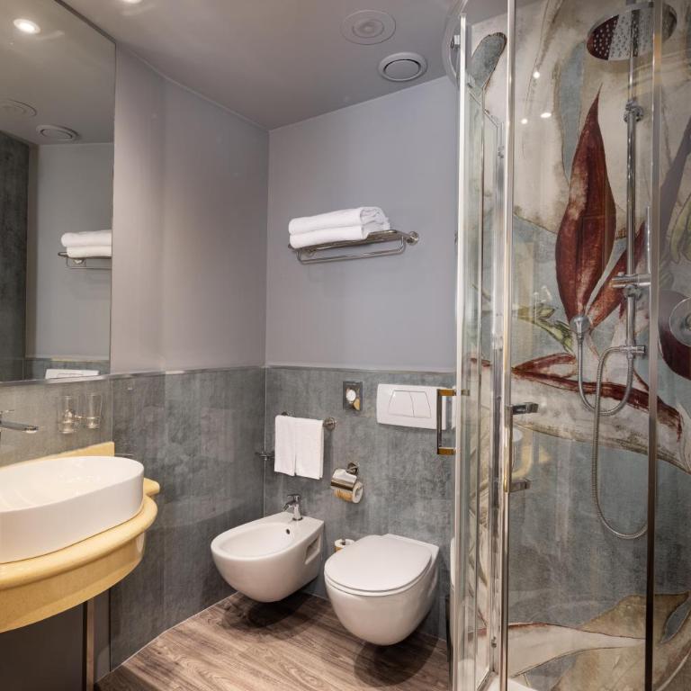 Holiday Inn Milan Garibaldi Station by IHG - Camera Standard - 8