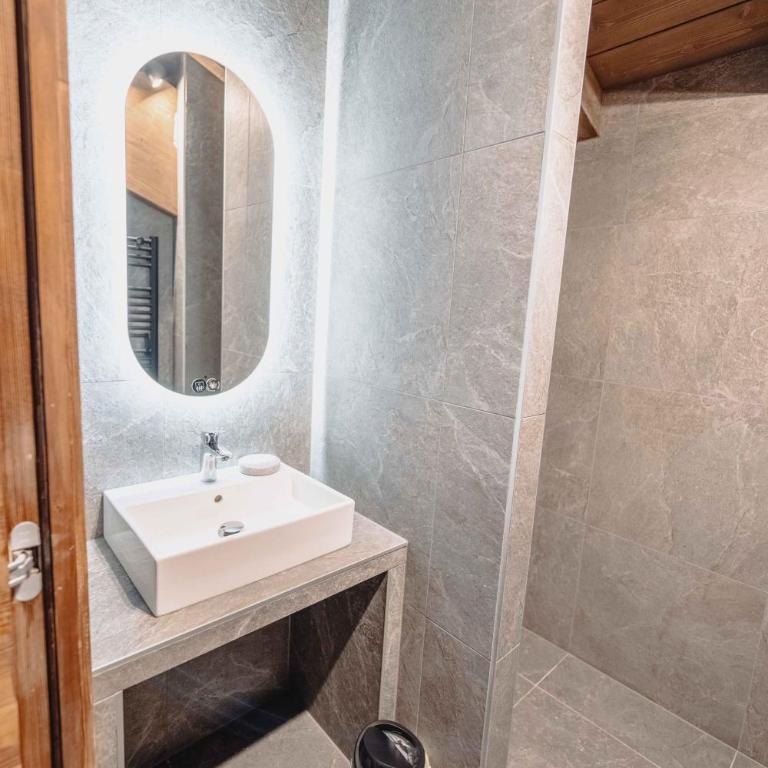 Le CAIRNE Chalet Residence - Appartement 2 Chambres Deluxe avec Balcon - 6