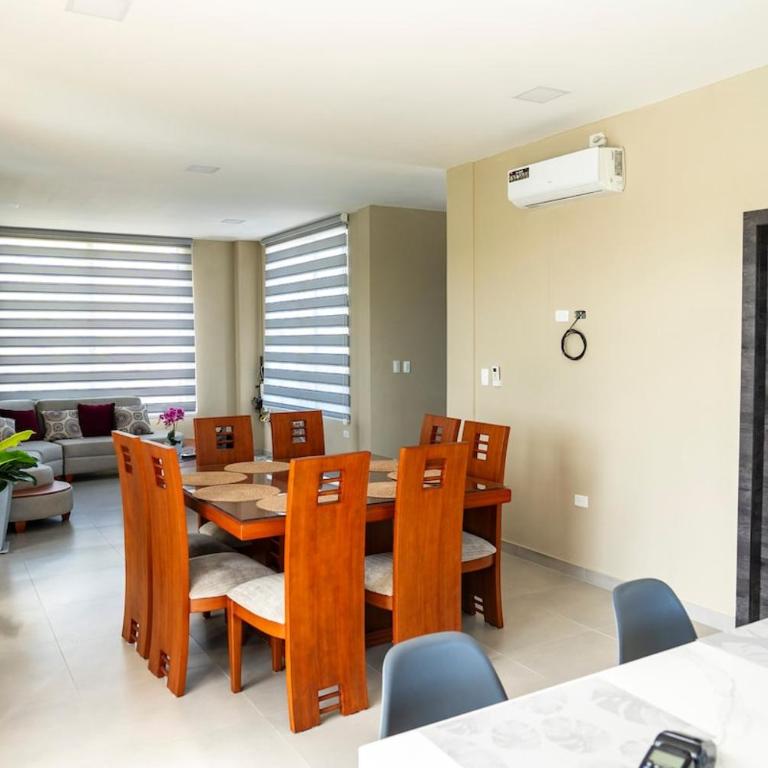 Family Vacation Silva Vega - Three-Bedroom Villa - 1