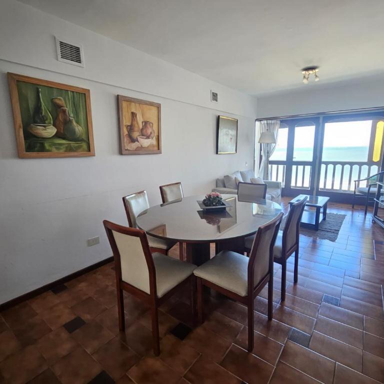 Departamento frente a Playa Grande con pileta y cochera - Vista espectacular - Two-Bedroom Deluxe Apartment with Ocean View - 11