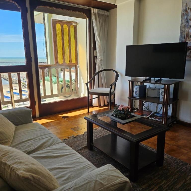 Departamento frente a Playa Grande con pileta y cochera - Vista espectacular - Two-Bedroom Deluxe Apartment with Ocean View - 17