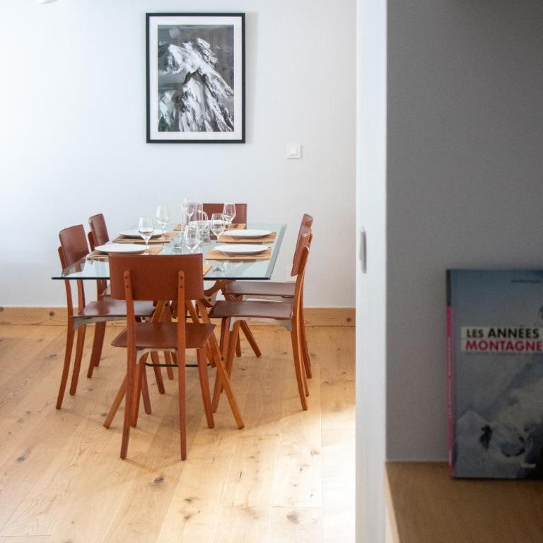 Appartement T4 spacieux avec balcon aux pieds des sentiers avec vue sur les montagnes - Jusqu'à 8 personnes - Appartement 3 Chambres avec Vue sur la Montagne - 15