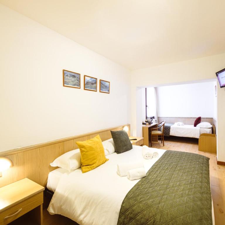 Hotel Ambassador Bormio - Camera Tripla - 2