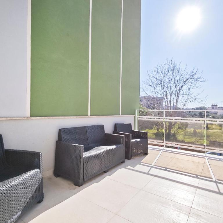 Estelle - Family Room - 21