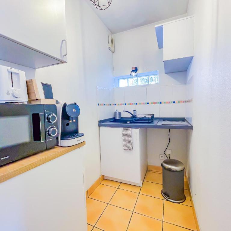 Appartement lumineux à 2 mins à pied de la gare - Apartment mit 1 Schlafzimmer - 10