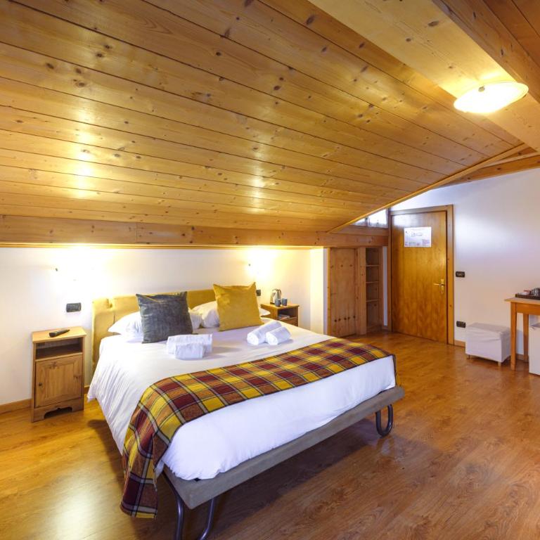 Hotel Ambassador Bormio - Camera Familiare - 1