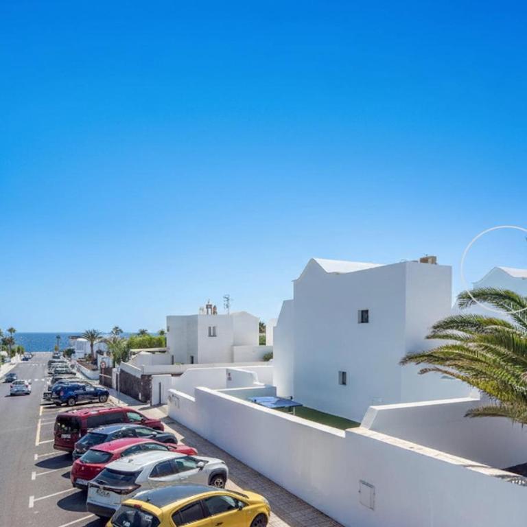 Marisa, modern 3 bed villa with AC & WIFI - Villa - 37