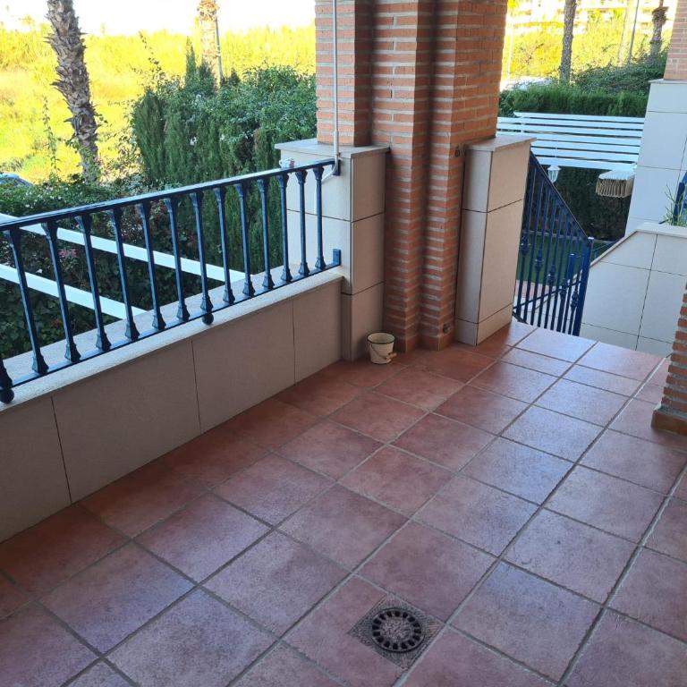Jardín, piscina y playa - Apartamento de 2 dormitorios con vistas al jardín - 12