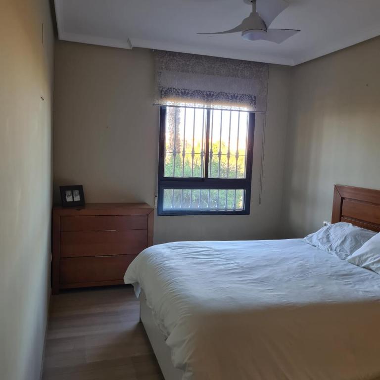 Jardín, piscina y playa - Apartamento de 2 dormitorios con vistas al jardín - 14