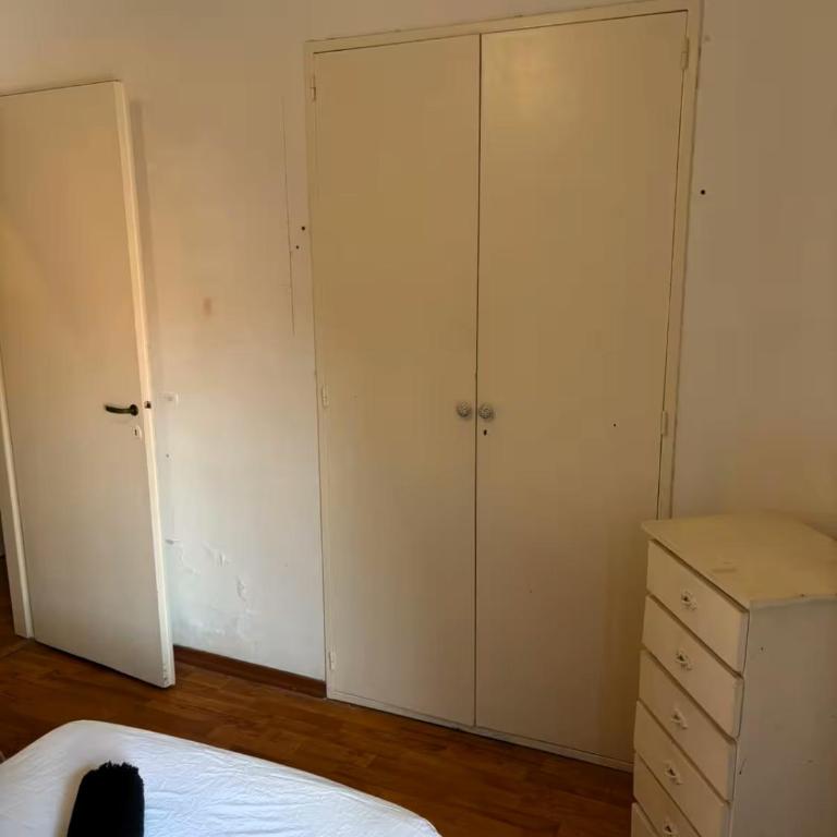 Departamento en Martinez a 100 metros de la plaza - Apartamento de 2 dormitorios - 7