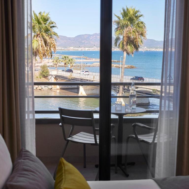 Van der Valk Hotel Saint-Aygulf - Suite Familiale avec Balcon - 4