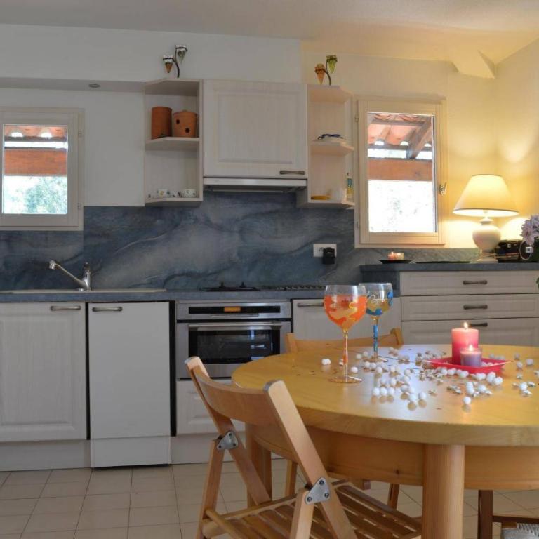 SA020-D228 Appt 2 pièces - 4 personnes - SAINT AYGULF - Apartment mit 1 Schlafzimmer - 4