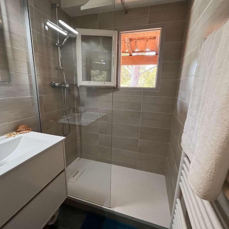 SA020-D228 Appt 2 pièces - 4 personnes - SAINT AYGULF - Apartment mit 1 Schlafzimmer - 8