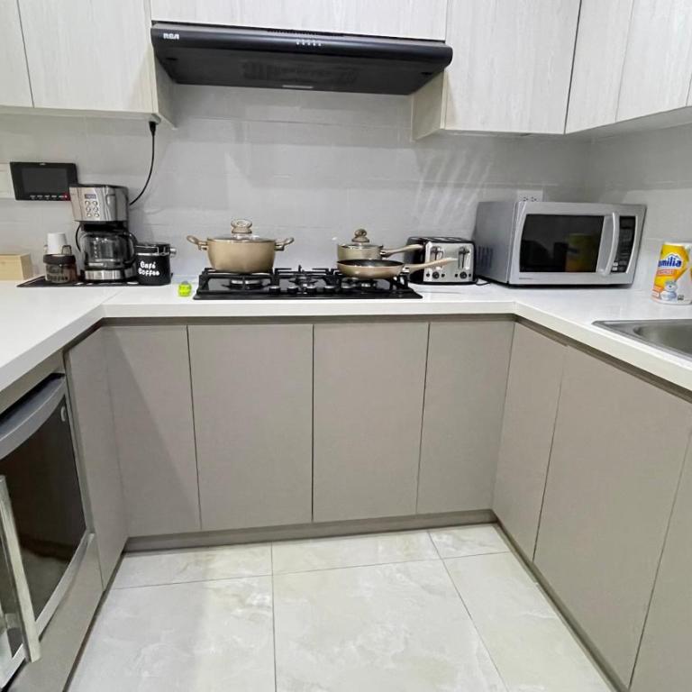Complete and Modern Apartment Alvamor Building - Three-Bedroom Apartment - 4