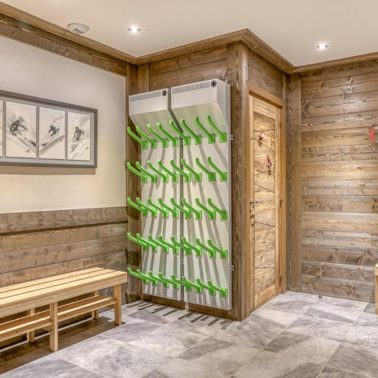 Chalet exceptionnel de 600m2 - Spa, salle de gym, ski-room - Chalet - 43