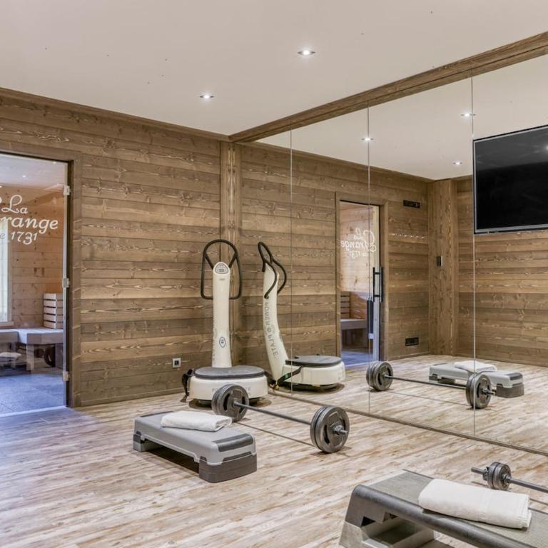 Chalet exceptionnel de 600m2 - Spa, salle de gym, ski-room - Chalet - 56