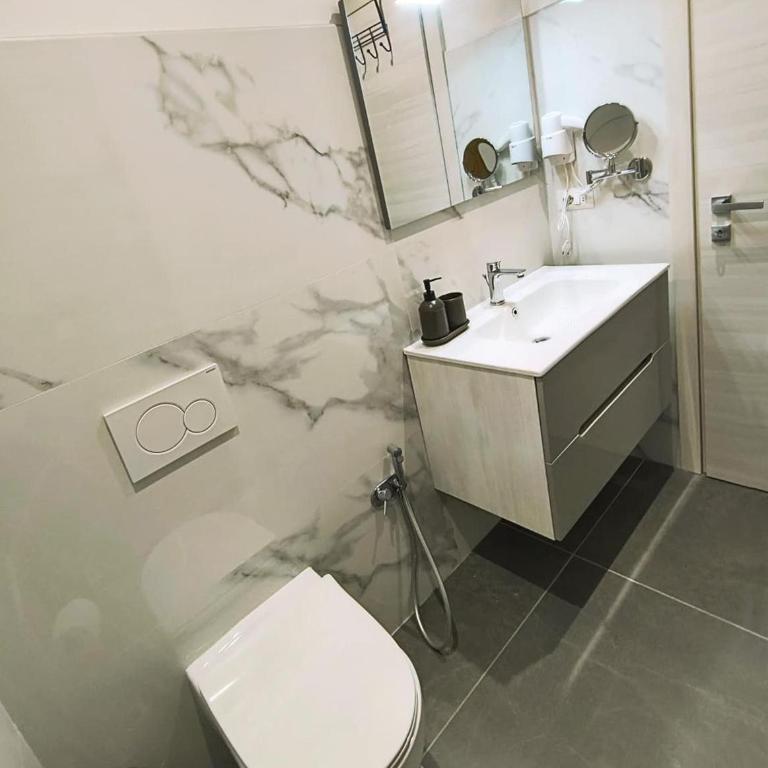 Il Sogno - Standard Double Room (No Spa Bath) - 5