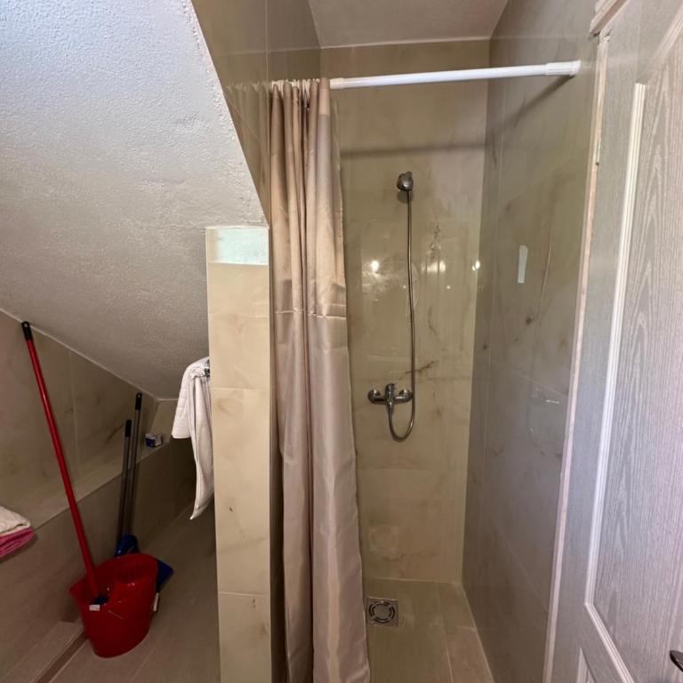 Studio KIKA - Apartman sa 1 Spavaćom Sobom - 2