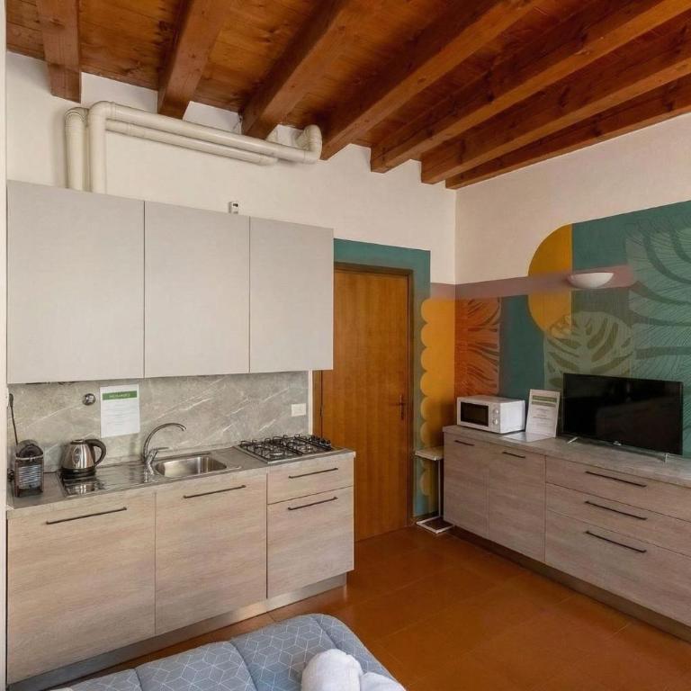 Apartments City Center - Superior Studio - 9