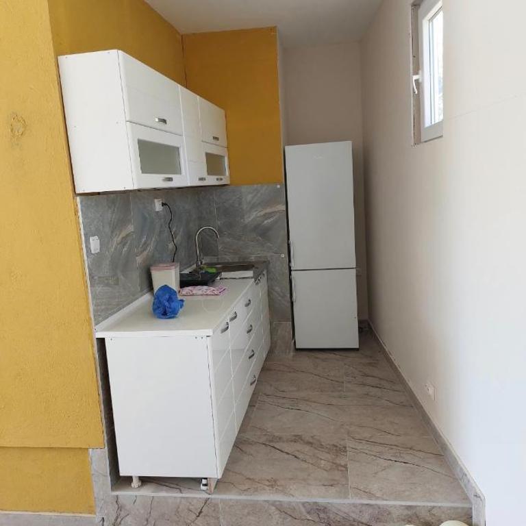 Bazen Jelasnica - Three-Bedroom Villa - 17