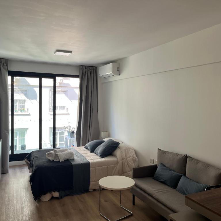Modern apartment with balcony and desk for students - Apartamento con balcón - 19