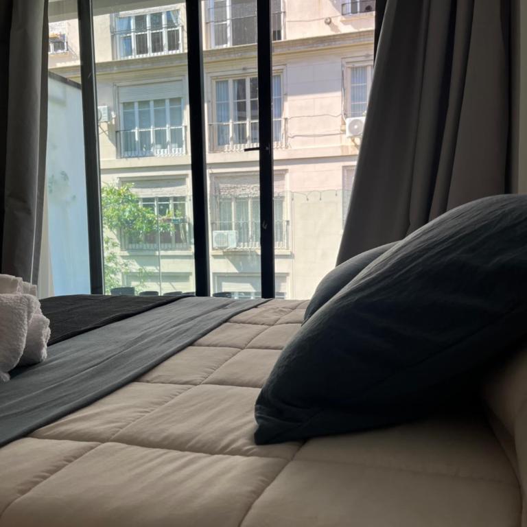 Modern apartment with balcony and desk for students - Apartamento con balcón - 4
