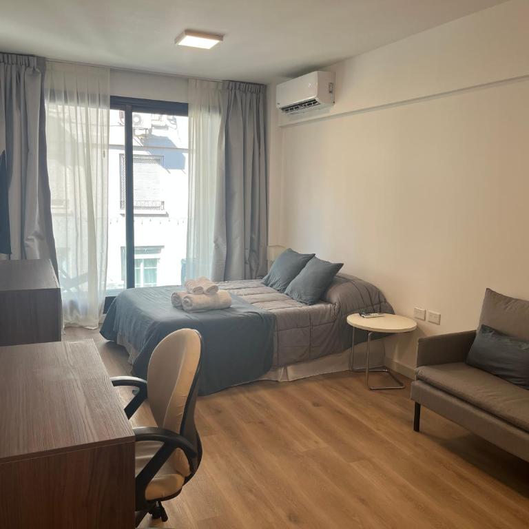Modern apartment with balcony and desk for students - Apartamento con balcón - 9