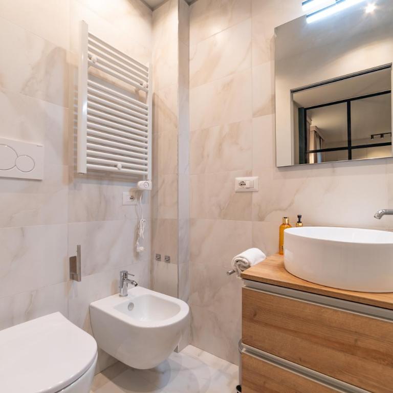 Casati Elegant Stay - Appartamento con 1 Camera da Letto - 2