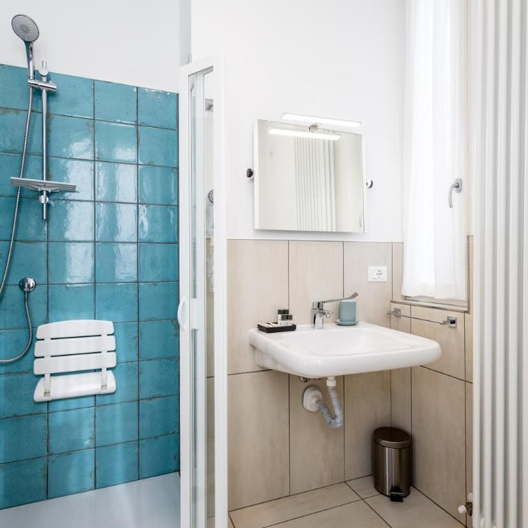 Le Sabbie B&B - Camere in villino a 50mt dal mare - Camera Matrimoniale con Accesso Disabili - 10