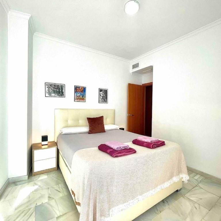 Atico Triana 100 meters with terrace and parking - Apartamento de 1 dormitorio - 28