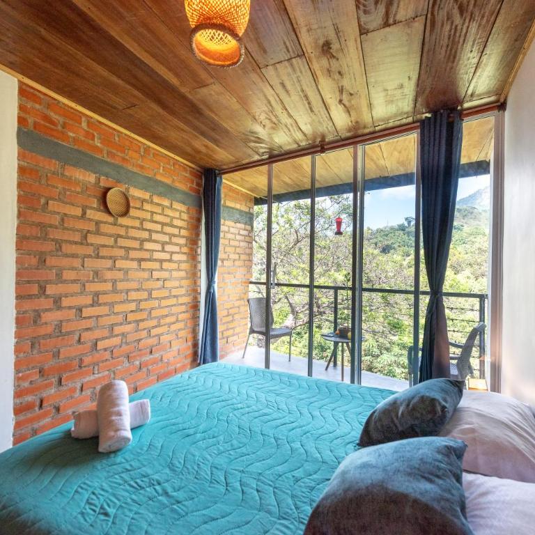 Pistacho - Habitación con cama grande y balcón - 9