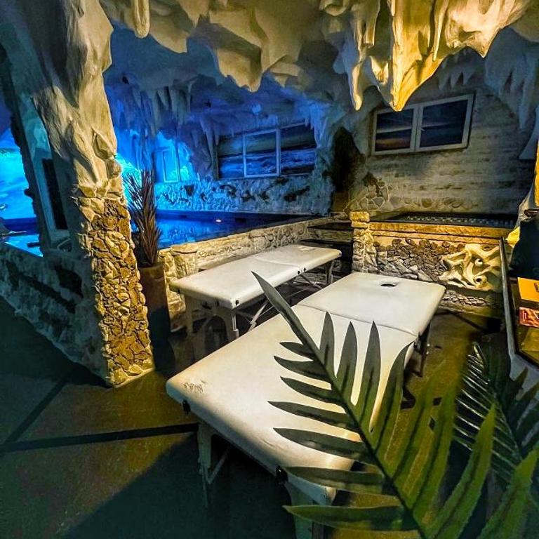 Bali Colosseum Hotel - Suite with Private Pool - 5