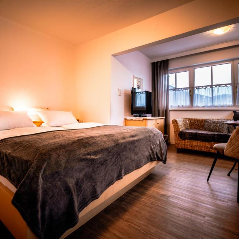 Pension Kuntschner - Großes Doppelzimmer - 7