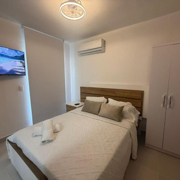 Apartamento con cercania al Mar y centro historico - Three-Bedroom Apartment - 19