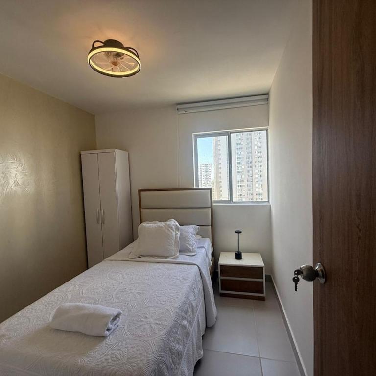 Apartamento con cercania al Mar y centro historico - Three-Bedroom Apartment - 21