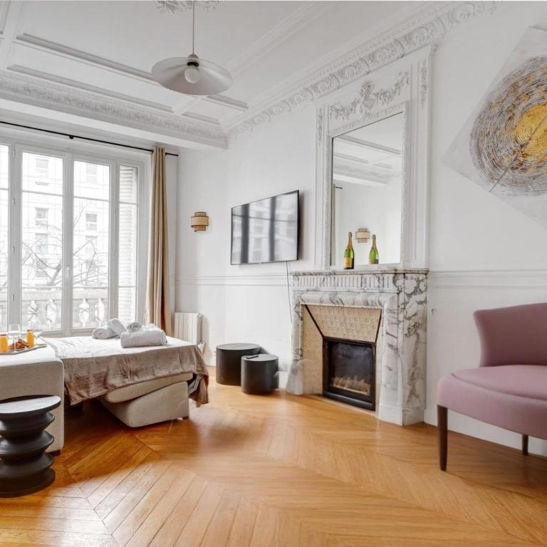 TBS 318 - Superb apartment with Eiffel Tower view - Appartement 2 Chambres - 7