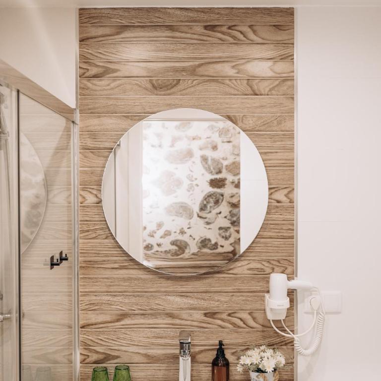 Soléa House Hotel Boutique - Quadruple Room with Bathroom - 2