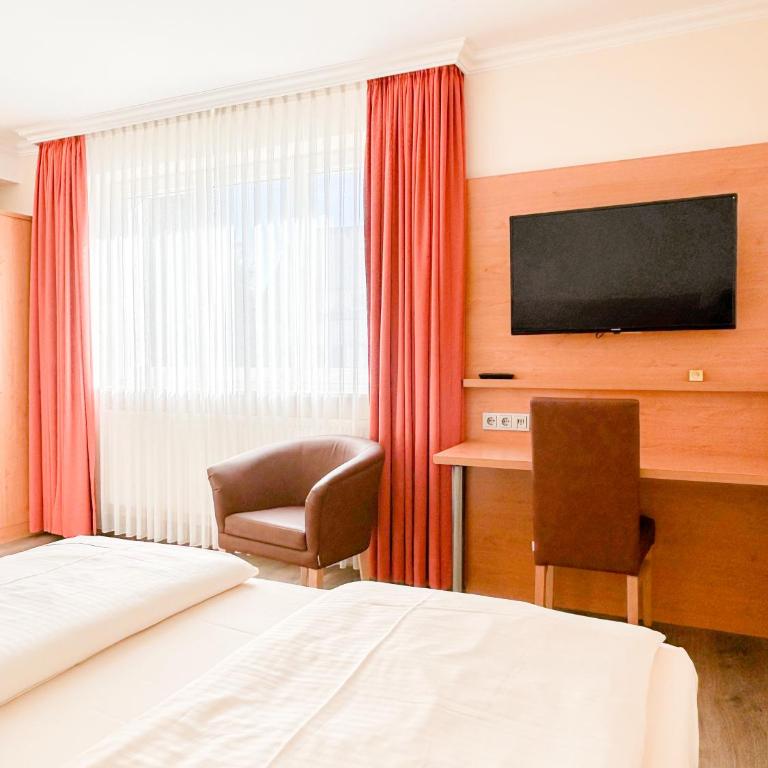 Hotel Kriemhild am Hirschgarten - Doppelzimmer - 4