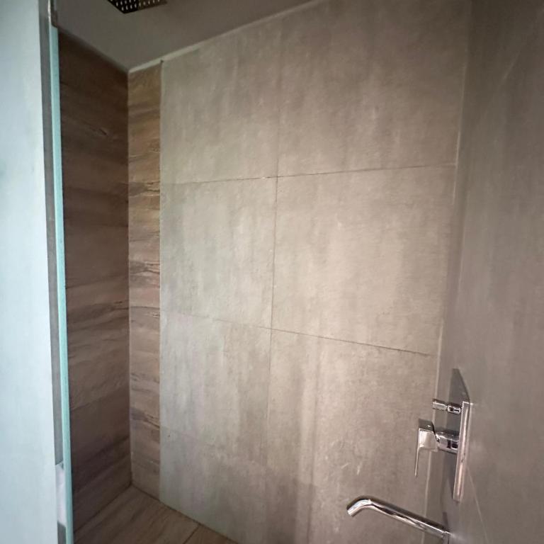 LÜN Lodges - Deluxe Double Room - 6